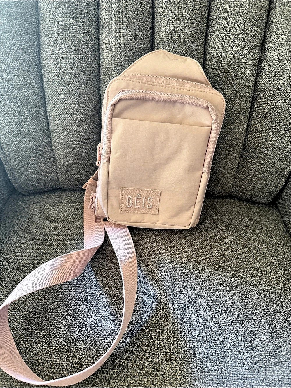 BÉIS The Sport Sling Pink Crossbody Bag NWOT